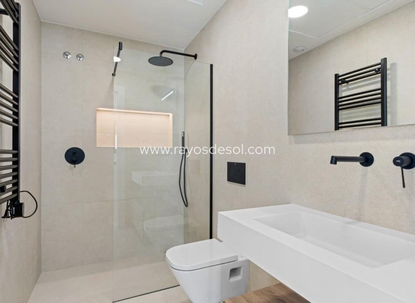 3 slaapkamer Appartement te koop in Pilar de la Horadada met zwembad - € 339.900 (Ref: 9322195)