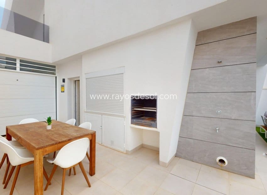 3 slaapkamer Villa te koop in Santiago de la Ribera met zwembad - € 399.000 (Ref: 9330057)