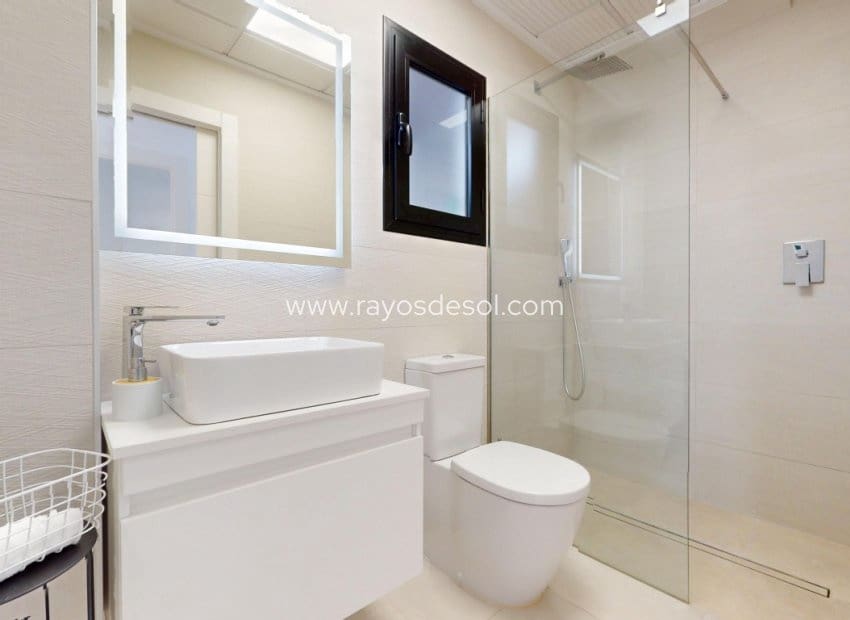 3 slaapkamer Villa te koop in Santiago de la Ribera met zwembad - € 399.000 (Ref: 9330057)