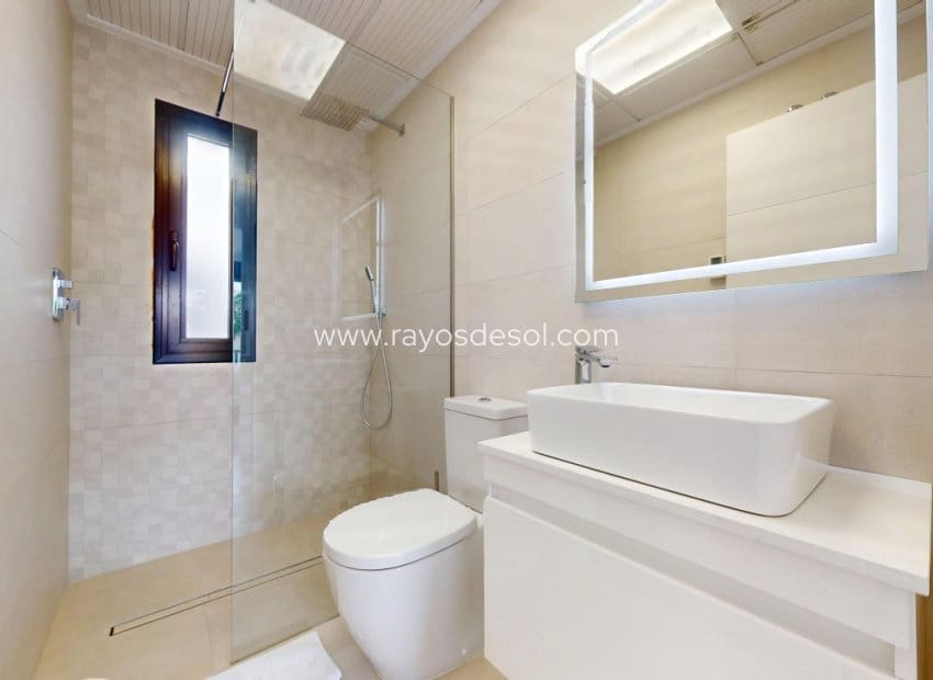 3 slaapkamer Villa te koop in Santiago de la Ribera met zwembad - € 399.000 (Ref: 9330057)