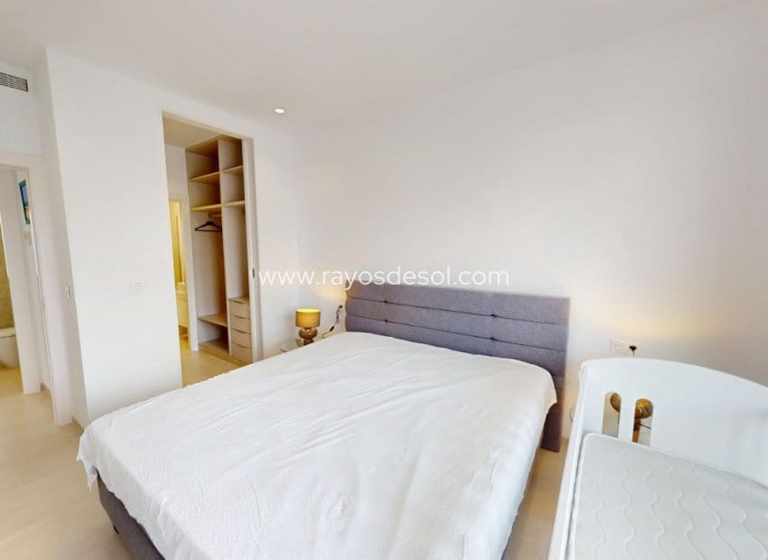 3 slaapkamer Villa te koop in Santiago de la Ribera met zwembad - € 399.000 (Ref: 9330057)