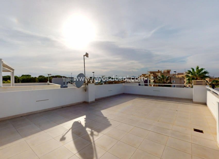 3 slaapkamer Villa te koop in Santiago de la Ribera met zwembad - € 399.000 (Ref: 9330057)