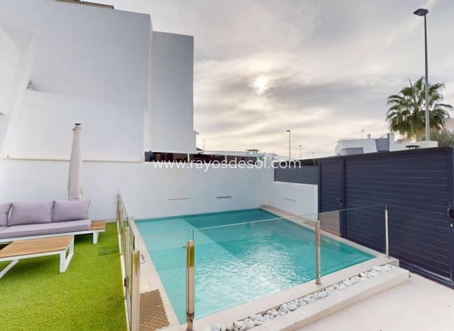 3 slaapkamer Villa te koop in Santiago de la Ribera, San Javier met zwembad - € 399.000 (Ref: 9330057)