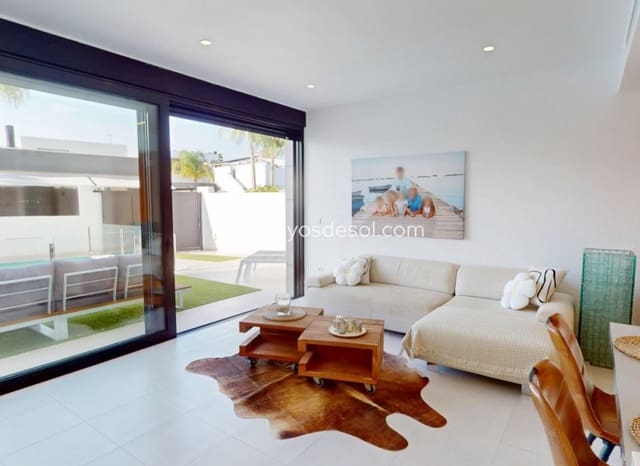 3 slaapkamer Villa te koop in Santiago de la Ribera, San Javier met zwembad - € 399.000 (Ref: 9330057)