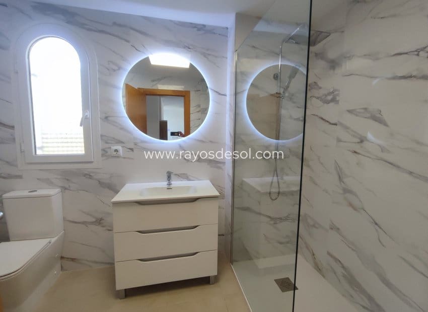 2 makuuhuone Huoneisto myytävänä paikassa Sucina mukana uima-altaan - 169 950 € (Ref: 9343312)