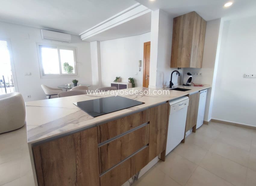 2 makuuhuone Huoneisto myytävänä paikassa Sucina mukana uima-altaan - 169 950 € (Ref: 9343312)