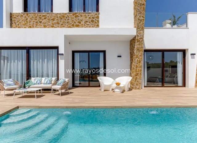 3 slaapkamer Villa te koop in Finestrat Pueblo, Finestrat met zwembad - € 735.000 (Ref: 9343314)