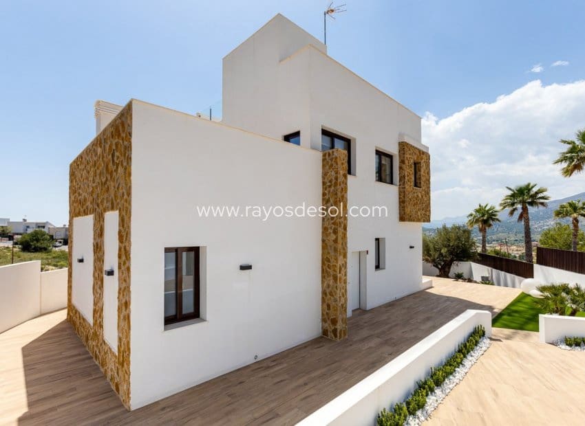 Chalet de 3 habitaciones en Finestrat en venta con piscina - 735.000 € (Ref: 9343314)