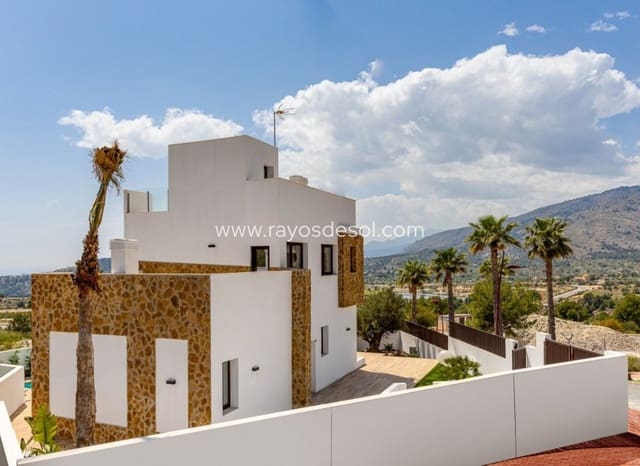 3 slaapkamer Villa te koop in Finestrat Pueblo, Finestrat met zwembad - € 735.000 (Ref: 9343314)