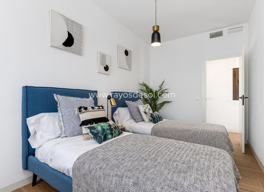 3 bedroom Villa for sale in Finestrat with pool - € 540,000 (Ref: 9343316)