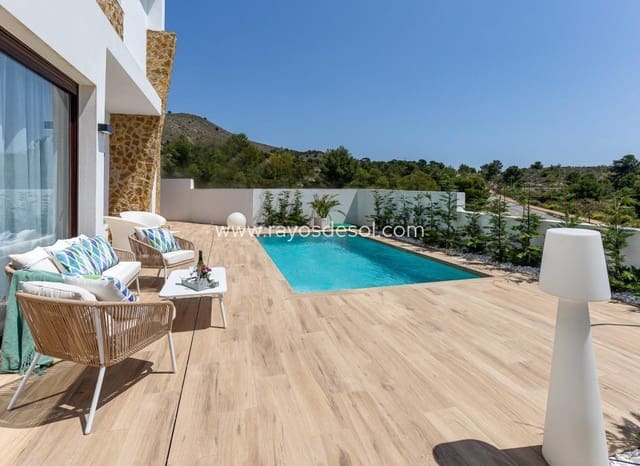 3 slaapkamer Villa te koop in Finestrat Pueblo, Finestrat met zwembad - € 920.000 (Ref: 9343316)