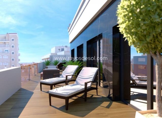 2 slaapkamer Penthouse te koop in Parque de las Naciones, Torrevieja met zwembad - € 349.000 (Ref: 9380126)