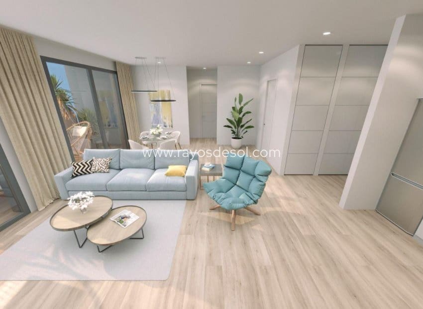2 soverom Penthouse til salgs i Torrevieja med svømmebasseng - € 349 000 (Ref: 9380126)