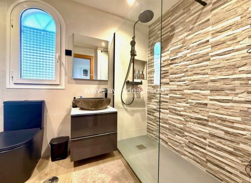 2 makuuhuone Huoneisto myytävänä paikassa Sucina mukana uima-altaan - 154 950 € (Ref: 9380135)