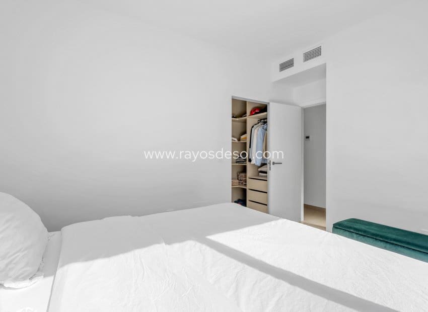 3 soverom Villa til salgs i Mar de Cristal med svømmebasseng - € 470 000 (Ref: 9380136)