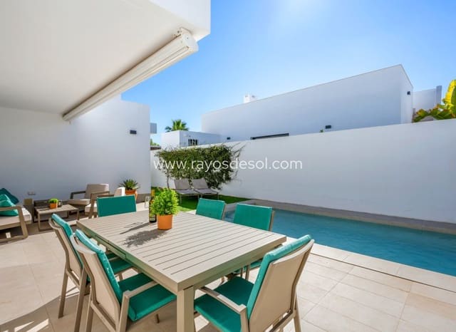 3 slaapkamer Villa te koop in Mar de Cristal, Cartagena met zwembad - € 470.000 (Ref: 9380136)