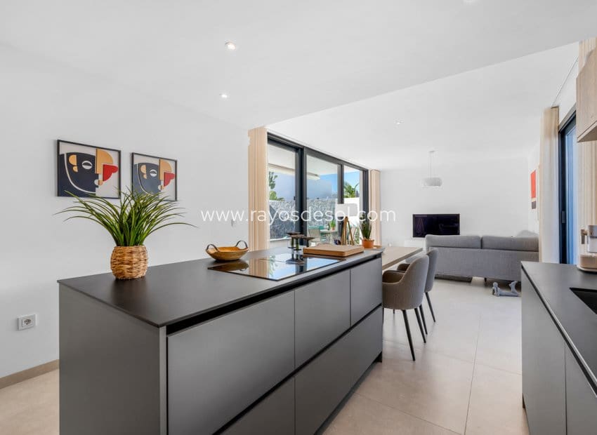 3 soverom Villa til salgs i Mar de Cristal med svømmebasseng - € 470 000 (Ref: 9380136)