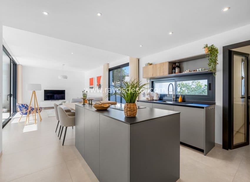 3 soverom Villa til salgs i Mar de Cristal med svømmebasseng - € 470 000 (Ref: 9380136)