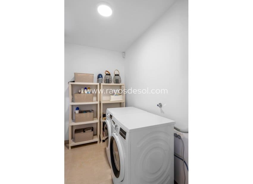 3 soverom Villa til salgs i Mar de Cristal med svømmebasseng - € 470 000 (Ref: 9380136)