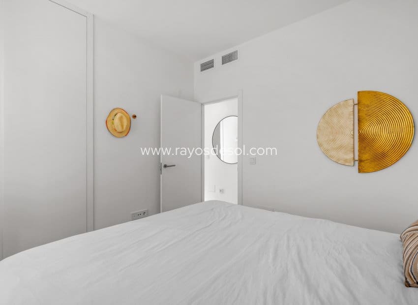 3 soverom Villa til salgs i Mar de Cristal med svømmebasseng - € 470 000 (Ref: 9380136)