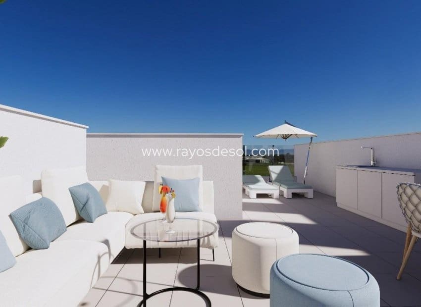 3 sovrum Hus till salu i Los Alcazares med pool - 357 000 € (Ref: 9380757)