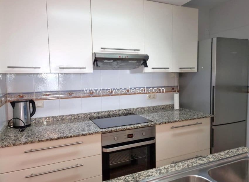 2 bedroom Apartment for sale in La Villajoyosa / Vila Joiosa with garage - € 350,000 (Ref: 9395473)