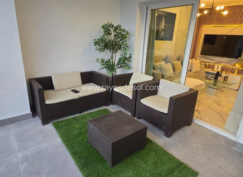 2 sypialnia Apartament na sprzedaż w Avileses z basenem - 195 000 € (Ref: 9401343)