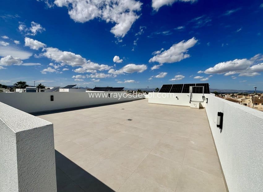 3 chambre Villa/Maison à vendre à Atalaya Park avec piscine - 472 913 € (Ref: 9417906)