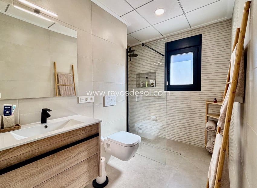 3 chambre Villa/Maison à vendre à Atalaya Park avec piscine - 472 913 € (Ref: 9417906)