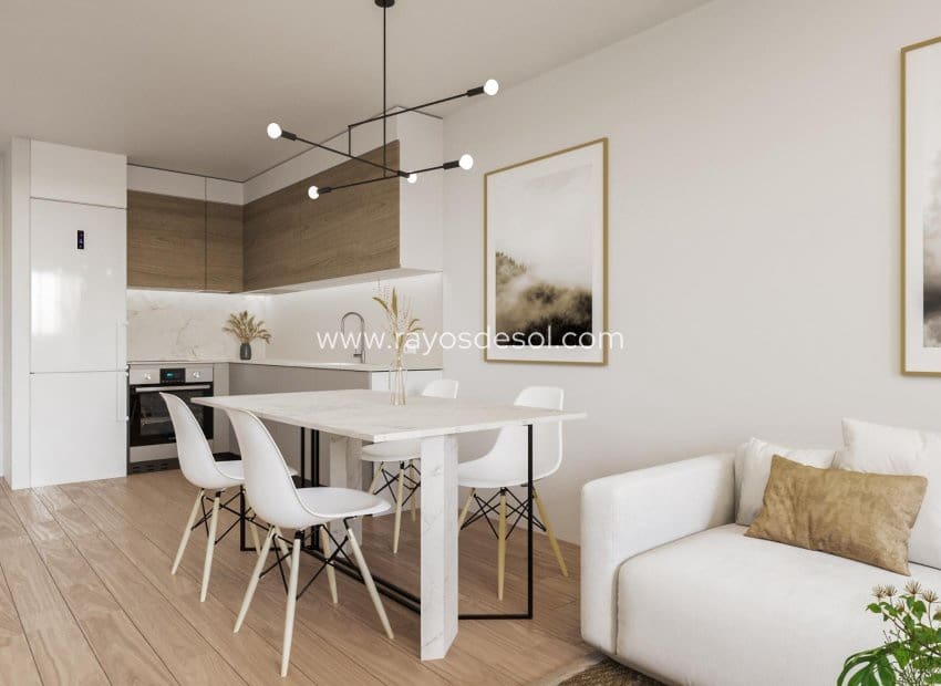 2 slaapkamer Penthouse te koop in Torrevieja met zwembad - € 359.000 (Ref: 9420613)