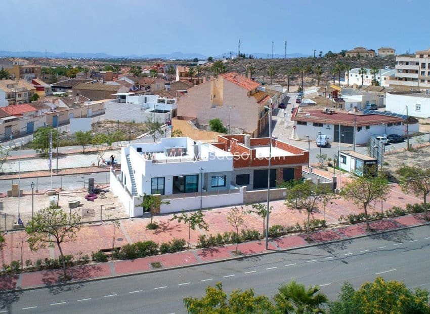 3 bedroom Villa for sale in Sucina with pool - € 359,900 (Ref: 9423959)