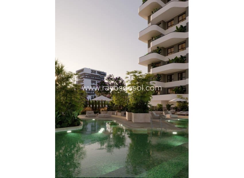 2 bedroom Apartment for sale in Calpe / Calp with pool - € 405,000 (Ref: 9426654)