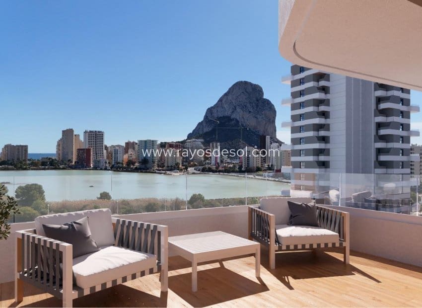 3 quarto Apartamento para venda em Calpe / Calp com piscina - 455 000 € (Ref: 9426655)