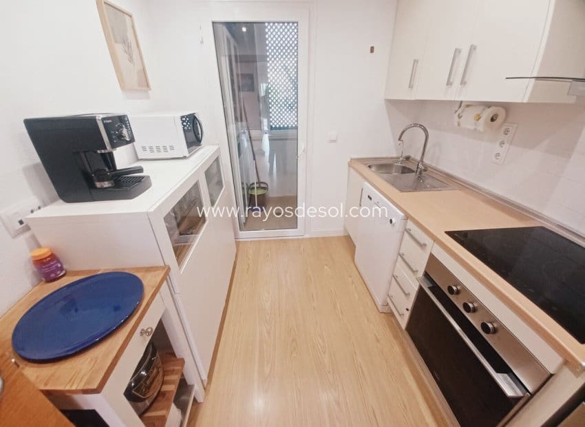 2 makuuhuone Huoneisto myytävänä paikassa Sucina mukana uima-altaan - 155 000 € (Ref: 9435160)