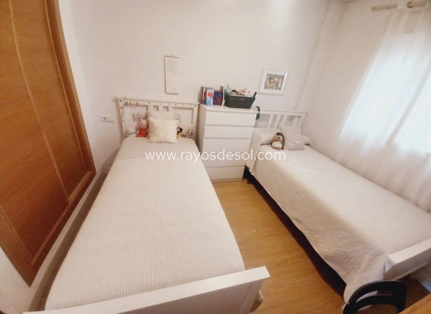 2 makuuhuone Huoneisto myytävänä paikassa Sucina mukana uima-altaan - 155 000 € (Ref: 9435160)