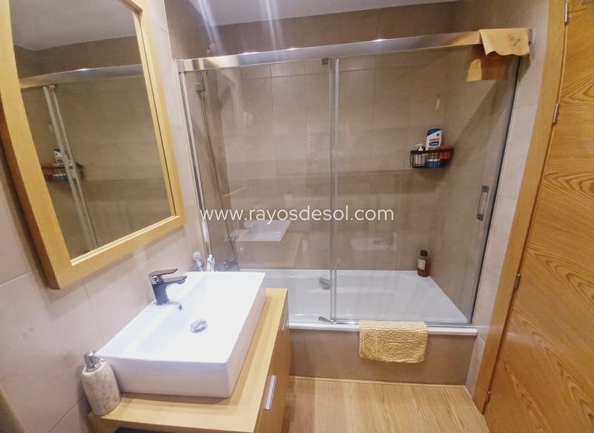 2 makuuhuone Huoneisto myytävänä paikassa Sucina mukana uima-altaan - 155 000 € (Ref: 9435160)