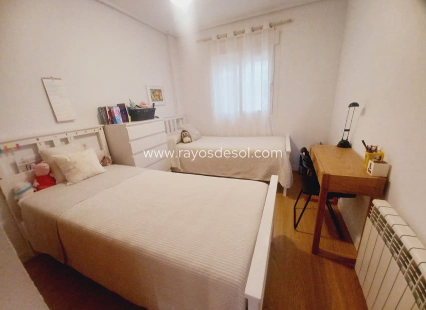 2 sypialnia Apartament na sprzedaż w Hacienda Riquelme z basenem - 155 000 € (Ref: 9435160)