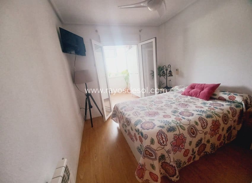 2 sypialnia Apartament na sprzedaż w Hacienda Riquelme z basenem - 155 000 € (Ref: 9435160)