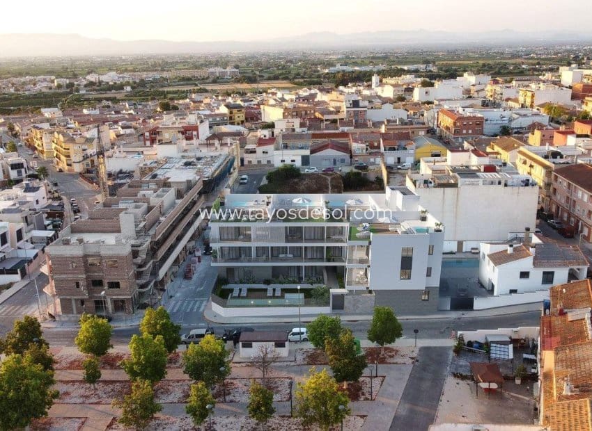 2 bedroom Penthouse for sale in Benijofar with pool - € 410,000 (Ref: 9464816)