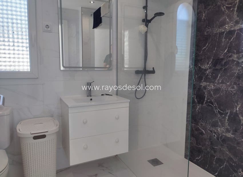 2 bedroom Apartment for sale in Avileses with pool - € 219,995 (Ref: 9464820)