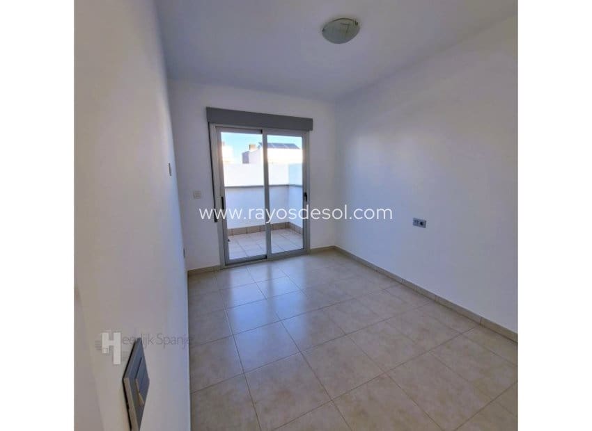 3 Zimmer Apartment zu verkaufen in Sucina - 315.000 € (Ref: 9464822)