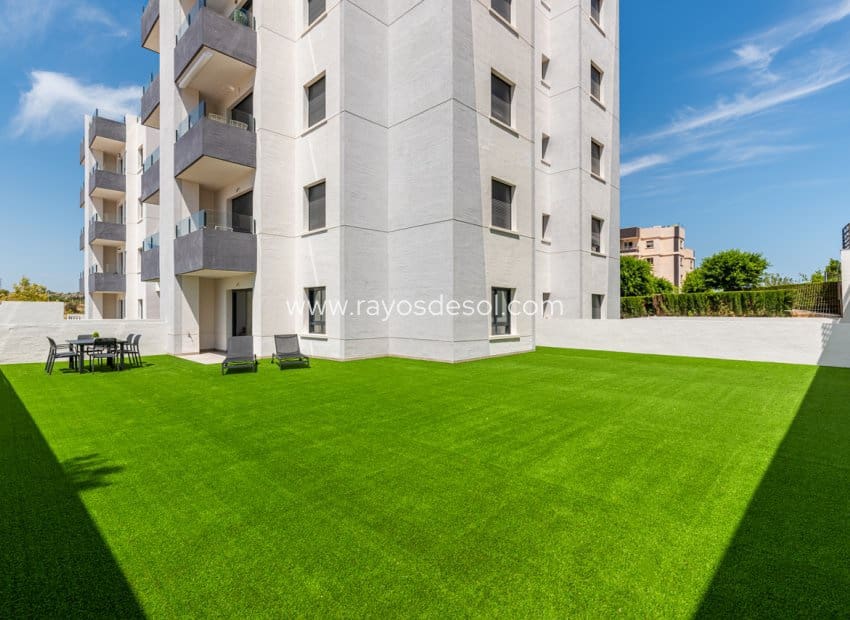 2 sovrum Lägenhet till salu i San Miguel de Salinas med pool - 220 000 € (Ref: 9464828)