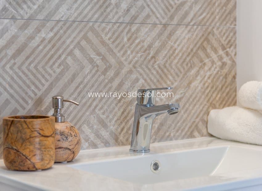 2 sovrum Lägenhet till salu i San Miguel de Salinas med pool - 220 000 € (Ref: 9464828)