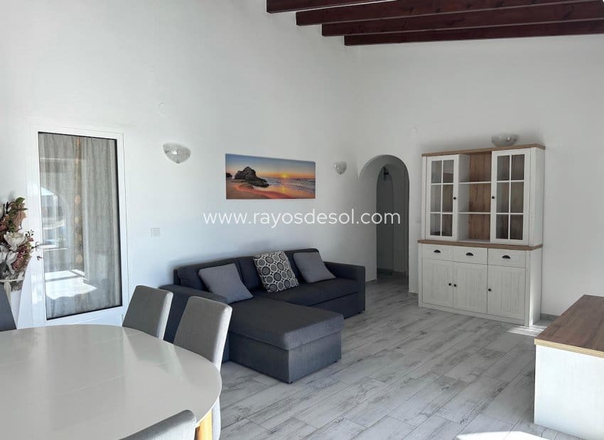 Chalet de 3 habitaciones en Moraira en venta con piscina - 850.000 € (Ref: 9466301)