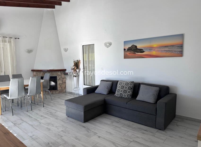 Chalet de 3 habitaciones en Moraira en venta con piscina - 850.000 € (Ref: 9466301)