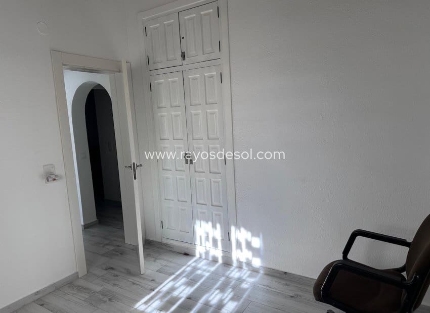 Chalet de 3 habitaciones en Moraira en venta con piscina - 850.000 € (Ref: 9466301)