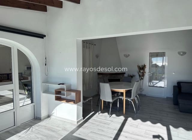 Chalet de 3 habitaciones en Moraira, Teulada-Moraira en venta con piscina - 850.000 € (Ref: 9466301)