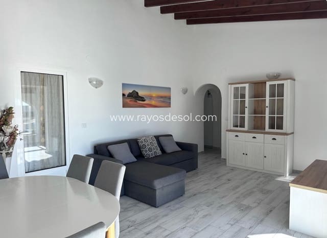 Chalet de 3 habitaciones en Moraira, Teulada-Moraira en venta con piscina - 850.000 € (Ref: 9466301)