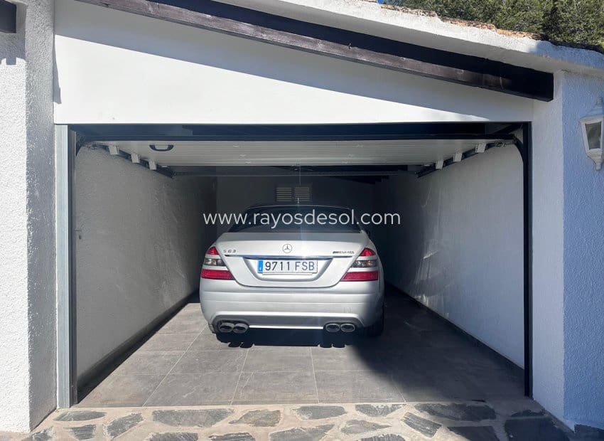 Chalet de 3 habitaciones en Moraira en venta con piscina - 850.000 € (Ref: 9466301)