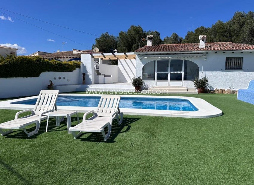 3 sovrum Villa till salu i Moraira med pool - 785 000 € (Ref: 9466301)
